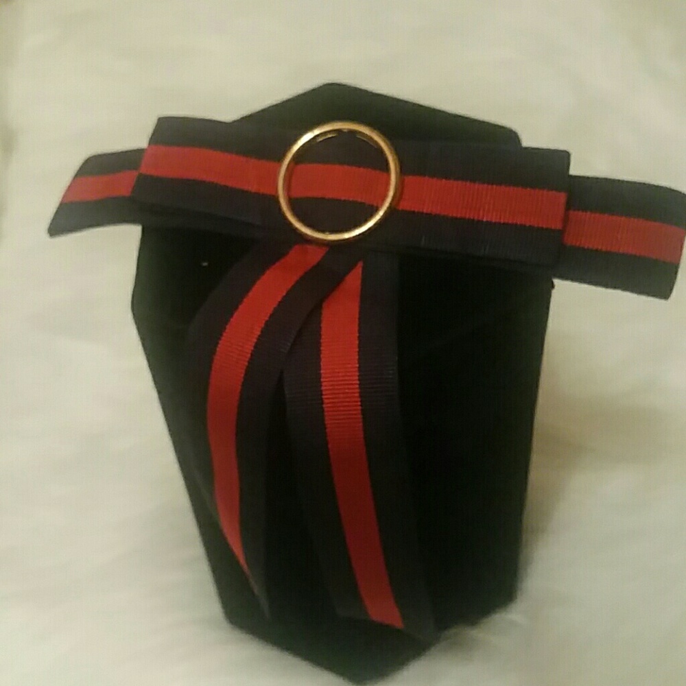 "STATUS QUO" BOW